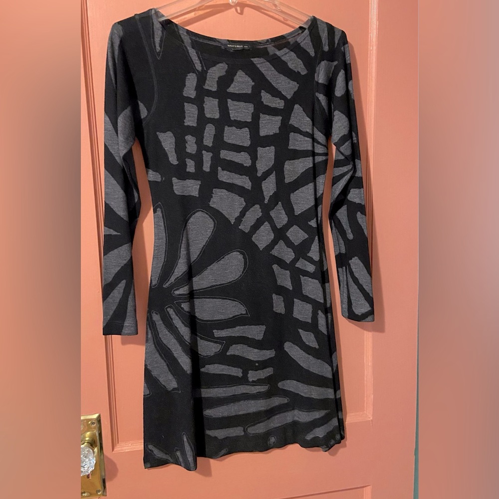 “WINTER” Nally and Millie Black and Gray Dress size Small